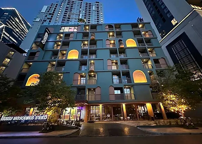 酒店 四分之一区·拉差贴威 4*